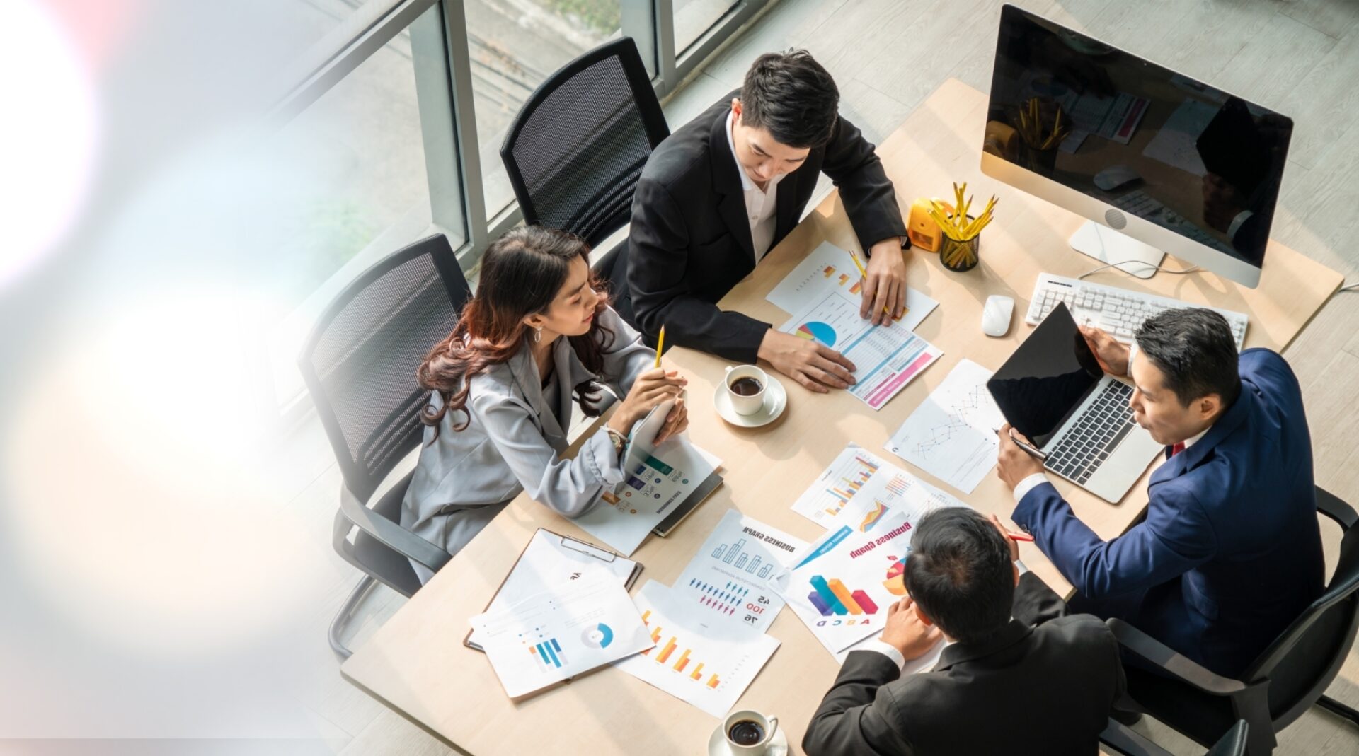 Business,People,Group,Meeting,Shot,From,Top,Widen,View,In